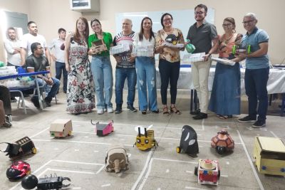 notícia: Professores da rede pública concluem curso de Robótica Educacional, em Ananindeua