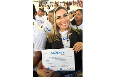 notícia: Em Oriximiná, Programa 'Qualifica Pará' motiva aluna a retornar à Universidade 