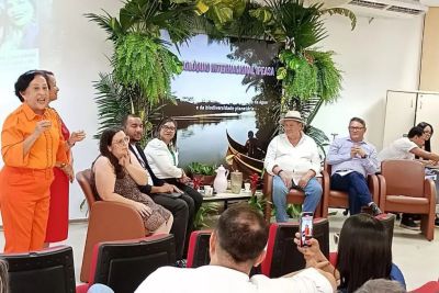 notícia: Emater debate bioeconomia durante Colóquio Internacional da Amazônia, na UFPA