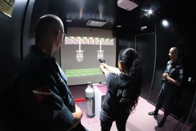notícia: Torneio feminino de tiro virtual encerra programação alusiva aos 44 anos da Academia de Polícia Civil