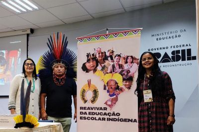 notícia: Em Brasília, professor indígena paraense é empossado em evento do MEC