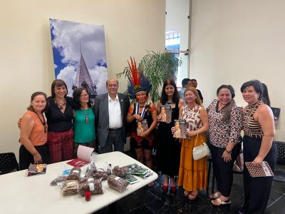 notícia: Acordo de cooperação fortalece políticas de bioeconomia na Terra Indígena Alto Rio Guamá