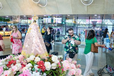 notícia: Círio de Nazaré: manifestação cultural e missa marcam receptivo ao turista que chega via aeroporto de Belém