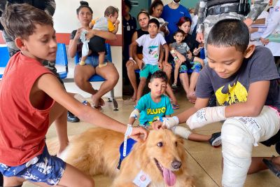 notícia: No Hospital Metropolitano, pacientes pediátricos celebram o Dia das Crianças