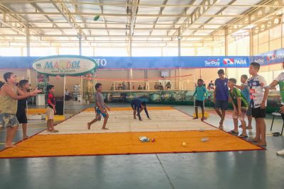 notícia: Usinas da Paz realizam torneio de manbol, modalidade genuinamente paraense