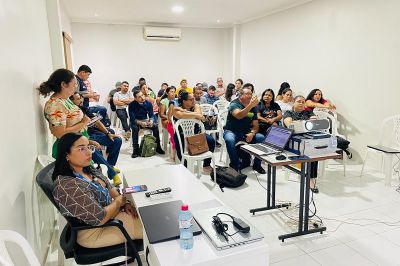 notícia: Treinamento em Santarém atualiza profissionais sobre tratamento da malária