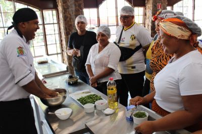 notícia: Estado oferece curso de Gastronomia Sustentável na Ilha de Mosqueiro 