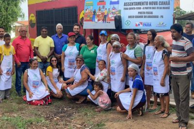 notícia: Emater e Prefeitura entregam a Feira dos Agricultores em 'Brejo Grande'