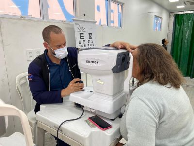 notícia: Governo promove em Águas Lindas segundo dia de atendimento oftalmológico