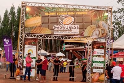 notícia: Com o apoio da Emater, CacauFest capacita e integra produtores de Medicilândia