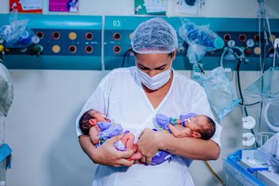 notícia: Bebês prematuros participam de ensaio fotográfico no Regional de Marabá