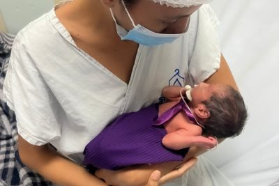 notícia: Regional do Tapajós comemora o dia da prematuridade com ensaio fotográfico 