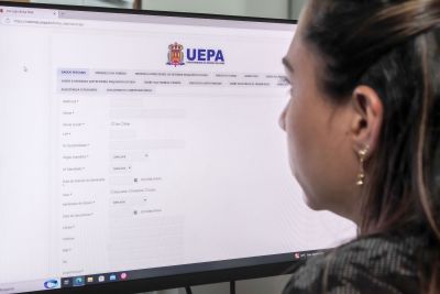 notícia: Uepa realiza seleção de 'bolsa permanência' para estudantes do campus Ananindeua
