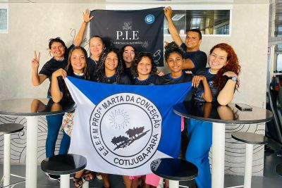 notícia: Estudantes de Cotijuba participam de eventos científicos no Marajó