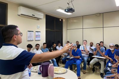 notícia: Hospital Geral de Tailândia encerra novembro azul com ações de educação em saúde