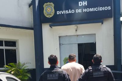 notícia: Polícia Civil prende três investigados por envolvimento em mortes na Rua 08 de Maio, no distrito de Icoaraci 