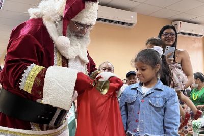 notícia: Policlínicas Metropolitana e Lago de Tucuruí celebram Natal com show musical