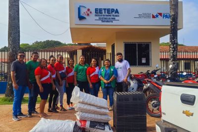 notícia: Ideflor-Bio entrega materiais para construção de viveiro na Escola Técnica de Salvaterra