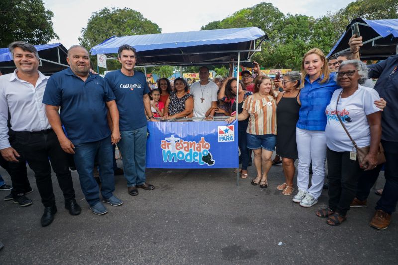 Evento GOV. HELDER BARBALHO EM  CASTANHAL - Fotos Pedro Guerreiro/ AgPará 

ARTESANATO MODELO
ENTREGA VIATURA ROSA DEAM 
ENTREGA VIATURAS PM 
TITULOS DE TERRA
SUA CASA
PRONUNCIAMENTO <div class='credito_fotos'>Foto: Pedro Guerreiro / Ag. Pará   |   <a href='/midias/2024/originais/18216_005484e2-d837-e5ed-327e-a9e2577fba1f.jpg' download><i class='fa-solid fa-download'></i> Download</a></div>