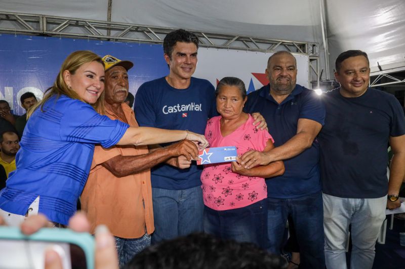 Evento GOV. HELDER BARBALHO EM  CASTANHAL - Fotos Pedro Guerreiro/ AgPará 

ARTESANATO MODELO
ENTREGA VIATURA ROSA DEAM 
ENTREGA VIATURAS PM 
TITULOS DE TERRA
SUA CASA
PRONUNCIAMENTO <div class='credito_fotos'>Foto: Pedro Guerreiro / Ag. Pará   |   <a href='/midias/2024/originais/18216_a658a345-fd46-224b-0047-372d352595fd.jpg' download><i class='fa-solid fa-download'></i> Download</a></div>