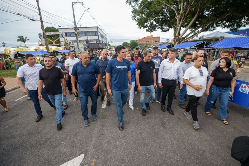 Evento GOV. HELDER BARBALHO EM  CASTANHAL - Fotos Pedro Guerreiro/ AgPará 

ARTESANATO MODELO
ENTREGA VIATURA ROSA DEAM 
ENTREGA VIATURAS PM 
TITULOS DE TERRA
SUA CASA
PRONUNCIAMENTO <div class='credito_fotos'>Foto: Pedro Guerreiro / Ag. Pará   |   <a href='/midias/2024/originais/18216_d1968cbc-86c7-b04d-bc73-23c431448cc6.jpg' download><i class='fa-solid fa-download'></i> Download</a></div>