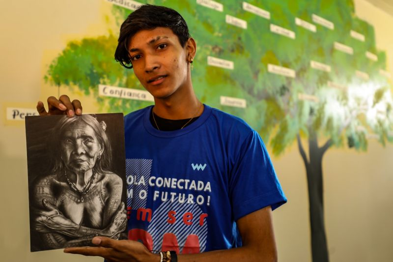 Jonathan Sousa - estudante e desenhista <div class='credito_fotos'>Foto: Bruno Cecim / Ag.Pará   |   <a href='/midias/2024/originais/18219_fc154b28-96ee-aeef-9552-307b905ee751.jpg' download><i class='fa-solid fa-download'></i> Download</a></div>