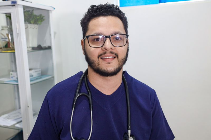 Dr Mathews Oliveira