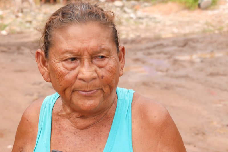 Dona Maria, moradora do Tapanã <div class='credito_fotos'>Foto: Bruno Cecim / Ag.Pará   |   <a href='/midias/2024/originais/18531_d05d20dc-7146-ab1d-14cb-4be1dbd658a3.jpg' download><i class='fa-solid fa-download'></i> Download</a></div>