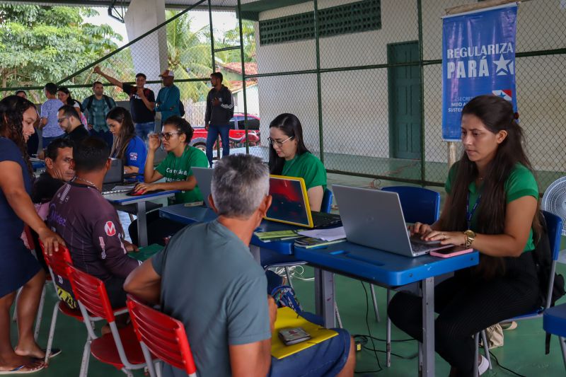 MOJU - Mutirão Regulariza Pará / FOTOS: Antonio Darwich/Ascom-Semas

Semas faz Mutirão do Regulariza Pará em comunidades de Moju
 <div class='credito_fotos'>Foto: ASCOM / SEMAS   |   <a href='/midias/2024/originais/18746_868ffb09-a295-f8b9-c308-2c8f840764a9.jpg' download><i class='fa-solid fa-download'></i> Download</a></div>