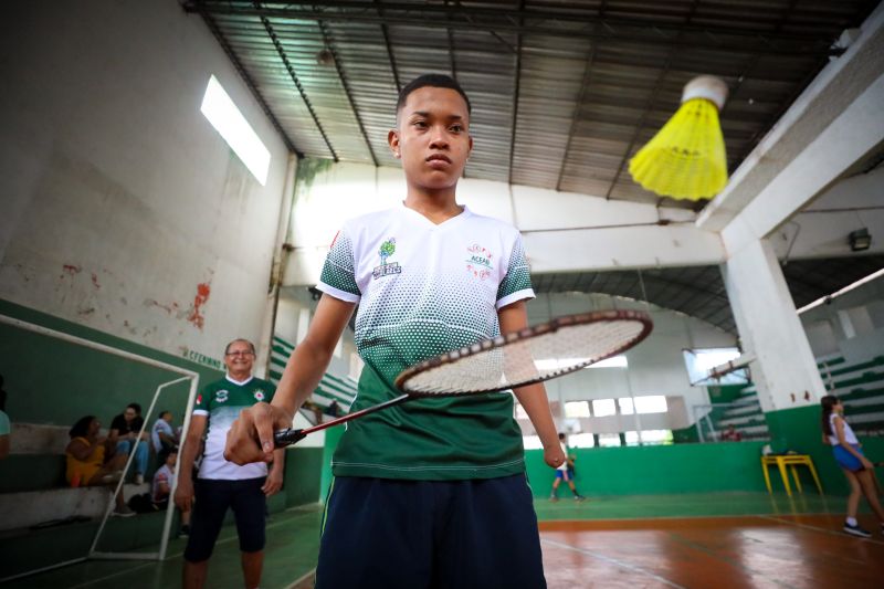 Anderson Nascimento, 16 anos, atleta do parabadminton <div class='credito_fotos'>Foto: Marcelo Lelis / Ag. Pará   |   <a href='/midias/2024/originais/18793_59ff9082-8479-5e6b-755f-1c62cb6865ae.jpg' download><i class='fa-solid fa-download'></i> Download</a></div>