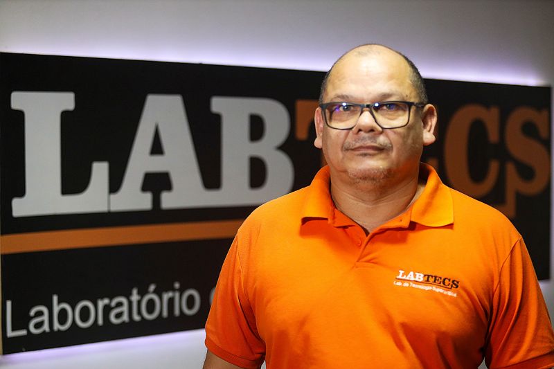 Raul Carvalho Jr., coordenador do Labtecs <div class='credito_fotos'>Foto: Bruno Cecim / Ag.Pará   |   <a href='/midias/2024/originais/18855_b8cb0770-66bf-dcfe-e005-038efa8adc37.jpg' download><i class='fa-solid fa-download'></i> Download</a></div>