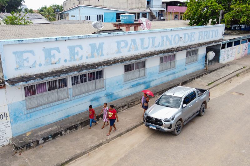 Local onde será construída a nova Escola Paulino de Brito • Centro Especializado de Atendimento a Meninas e Mulheres Marajoaras <div class='credito_fotos'>Foto: Marcelo Souza /Ag.Pará   |   <a href='/midias/2024/originais/20113_08a137e8-28a8-e818-69ad-4b991f1f5739.jpg' download><i class='fa-solid fa-download'></i> Download</a></div>