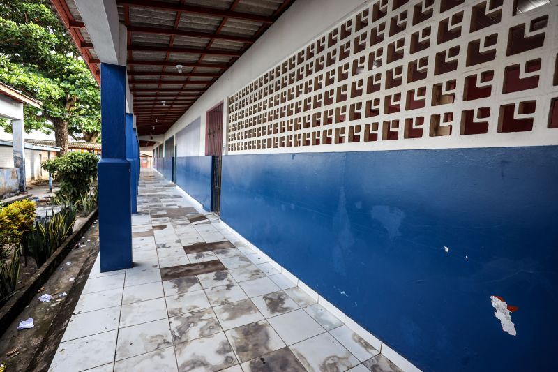 Local onde será construída a nova Escola Paulino de Brito • Centro Especializado de Atendimento a Meninas e Mulheres Marajoaras <div class='credito_fotos'>Foto: Marcelo Lelis / Ag. Pará   |   <a href='/midias/2024/originais/20113_15998d93-0914-f849-d782-2b266bb19ffe.jpg' download><i class='fa-solid fa-download'></i> Download</a></div>