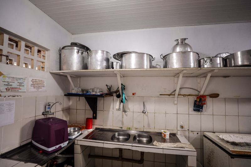 Local onde será construída a nova Escola Paulino de Brito • Centro Especializado de Atendimento a Meninas e Mulheres Marajoaras <div class='credito_fotos'>Foto: Marcelo Lelis / Ag. Pará   |   <a href='/midias/2024/originais/20113_16eeb9bc-1d82-951c-8c21-888af1f672ec.jpg' download><i class='fa-solid fa-download'></i> Download</a></div>