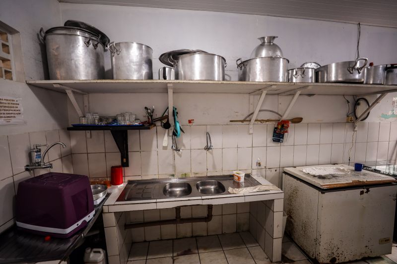 Local onde será construída a nova Escola Paulino de Brito • Centro Especializado de Atendimento a Meninas e Mulheres Marajoaras <div class='credito_fotos'>Foto: Marcelo Lelis / Ag. Pará   |   <a href='/midias/2024/originais/20113_af3b4cb7-cddf-fcb0-b5d4-fb4c2b89a94b.jpg' download><i class='fa-solid fa-download'></i> Download</a></div>