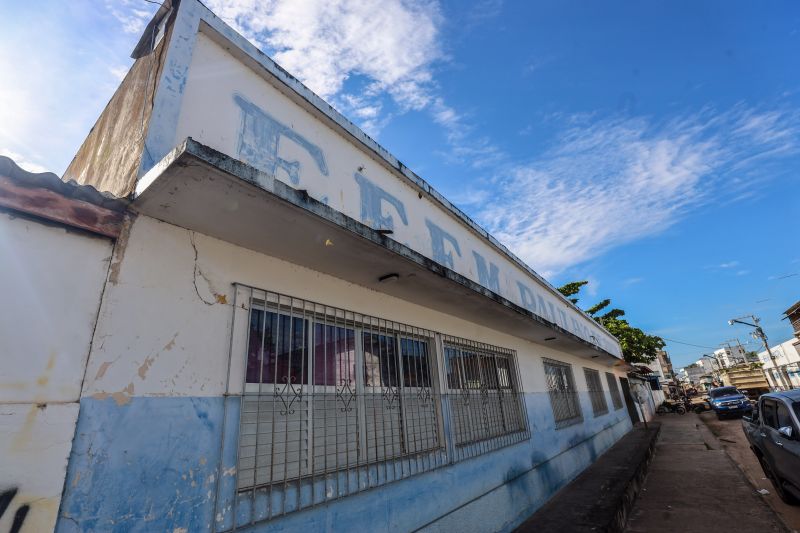 Local onde será construída a nova Escola Paulino de Brito • Centro Especializado de Atendimento a Meninas e Mulheres Marajoaras <div class='credito_fotos'>Foto: Marcelo Lelis / Ag. Pará   |   <a href='/midias/2024/originais/20113_de6c2e40-77bf-0d01-d65f-0ac2c77659fd.jpg' download><i class='fa-solid fa-download'></i> Download</a></div>