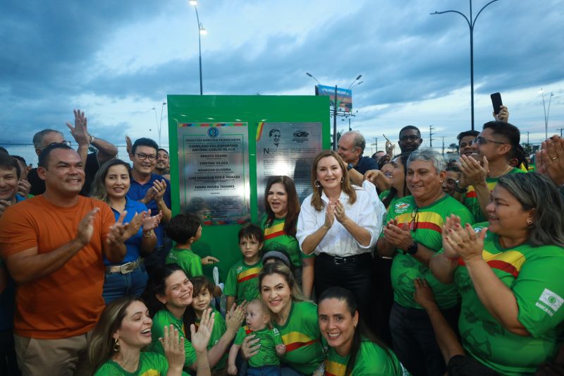 inauguração complexo esportivo 
Barcarena
Fotos:Bruno cruz/ Ag Pará 
 <div class='credito_fotos'>Foto: Bruno Cruz / Agência Pará   |   <a href='/midias/2024/originais/20146_1721e32e-d96f-7dc1-b045-3bc8490636a1.jpg' download><i class='fa-solid fa-download'></i> Download</a></div>