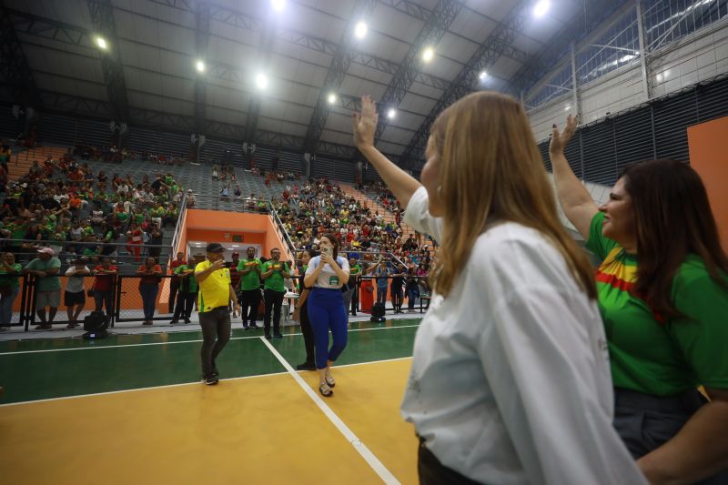 inauguração complexo esportivo 
Barcarena
Fotos:Bruno cruz/ Ag Pará 
 <div class='credito_fotos'>Foto: Bruno Cruz / Agência Pará   |   <a href='/midias/2024/originais/20146_4b9a3091-c904-e09f-3d3a-8580c8e813ae.jpg' download><i class='fa-solid fa-download'></i> Download</a></div>