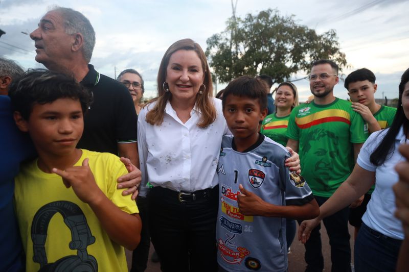 inauguração complexo esportivo 
Barcarena
Fotos:Bruno cruz/ Ag Pará 
 <div class='credito_fotos'>Foto: Bruno Cruz / Agência Pará   |   <a href='/midias/2024/originais/20146_9df9adb3-dc80-12a6-d670-a70b09a6ff5b.jpg' download><i class='fa-solid fa-download'></i> Download</a></div>