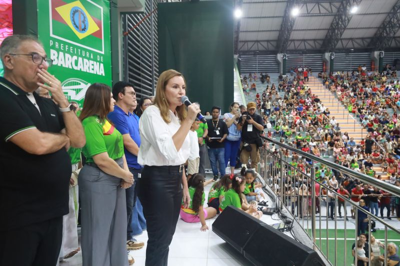 inauguração complexo esportivo 
Barcarena
Fotos:Bruno cruz/ Ag Pará 
 <div class='credito_fotos'>Foto: Bruno Cruz / Agência Pará   |   <a href='/midias/2024/originais/20146_bd1eefbc-c2fc-cf8c-2c40-908359c0e8d4.jpg' download><i class='fa-solid fa-download'></i> Download</a></div>