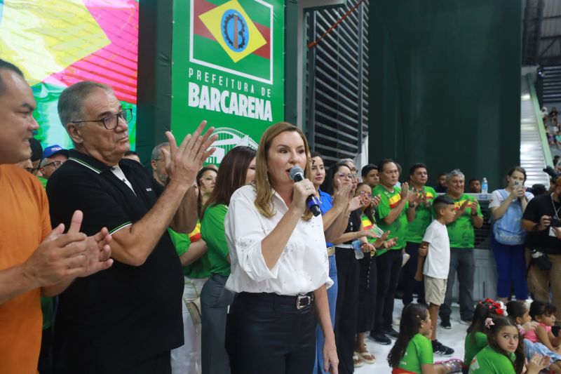 inauguração complexo esportivo 
Barcarena
Fotos:Bruno cruz/ Ag Pará 
 <div class='credito_fotos'>Foto: Bruno Cruz / Agência Pará   |   <a href='/midias/2024/originais/20146_d45968e0-70f1-4c4f-df59-21da7b1cd325.jpg' download><i class='fa-solid fa-download'></i> Download</a></div>