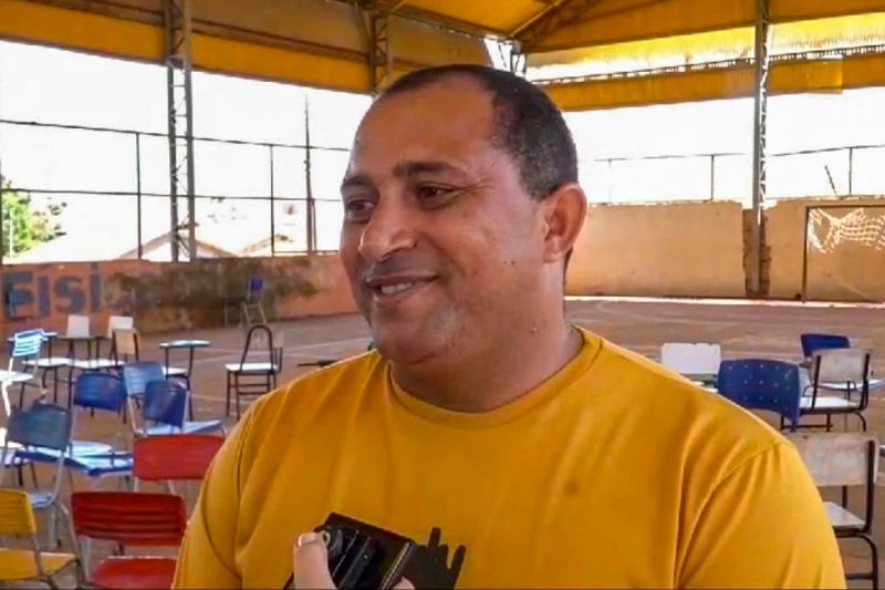 Lindomar da Silva Santos - Vice diretor da Escola Estadual de Ensino Médio Francilândia <div class='credito_fotos'>Foto: Marcelo Lelis / Ag. Pará   |   <a href='/midias/2024/originais/20340_489110c2-4f59-b93c-0146-c3c7f16202a3.jpg' download><i class='fa-solid fa-download'></i> Download</a></div>