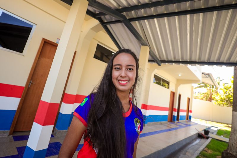 Marcela Vitória Carvalho - Aluna Bora Estudar <div class='credito_fotos'>Foto: Marcelo Lelis / Ag. Pará   |   <a href='/midias/2024/originais/20510_ed25b7db-fbb0-2537-6761-dec076c2e097.jpg' download><i class='fa-solid fa-download'></i> Download</a></div>