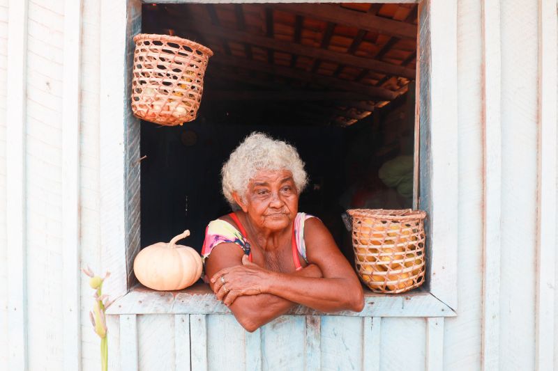 Luíza Costa Souza Aposentada