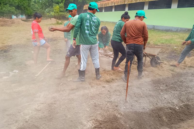 Matéria - Formação de agentes agroflorestais avança na Terra Indígena Alto Rio Guamá com foco em sustentabilidade

Fotos: DGBio/IDEFLOR-Bio/Divulgação


 <div class='credito_fotos'>Foto: ASCOM / IDEFLOR-BIO   |   <a href='/midias/2024/originais/20801_03508fb1-e3c9-eb99-e182-267374d3aaaf.jpg' download><i class='fa-solid fa-download'></i> Download</a></div>