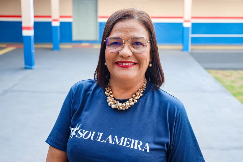 Eliana Balestreri, diretora da escola <div class='credito_fotos'>Foto: Bruno Cecim / Ag.Pará   |   <a href='/midias/2024/originais/20814_8d75b513-8bf1-8eac-a304-24ec0314ce70.jpg' download><i class='fa-solid fa-download'></i> Download</a></div>