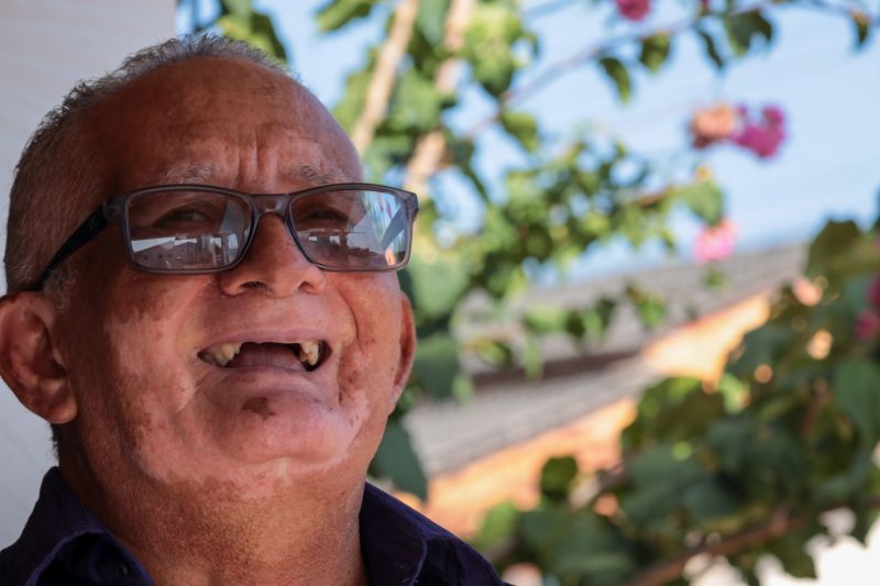 Raimundo Gomes, 73 anos. <div class='credito_fotos'>Foto: Pedro Guerreiro / Ag. Pará   |   <a href='/midias/2024/originais/20825_dcb8d18f-3f04-9003-2505-9220d61f852e.jpg' download><i class='fa-solid fa-download'></i> Download</a></div>