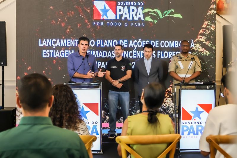 Coletiva de imprensa plano de ações contra estiagem e queimadas

fotos Marco Santos Ag Pará <div class='credito_fotos'>Foto: Marco Santos / Ag. Pará   |   <a href='/midias/2024/originais/20899_7d1804c6-3c75-588a-1cec-1afd676f30ae.jpg' download><i class='fa-solid fa-download'></i> Download</a></div>