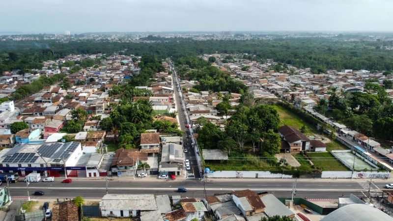 Travessa São Geraldo, Tapanã.
 Inauguração das obras do programa asfalto por todo o Pará <div class='credito_fotos'>Foto: Augusto Miranda / Ag. Pará   |   <a href='/midias/2024/originais/21140_1606c896-ec89-0cf3-5fe9-a43f1b4ad5ac.jpg' download><i class='fa-solid fa-download'></i> Download</a></div>