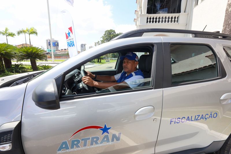 Equipe de fiscalização da Artran: consulta ajuda a aprimorar regras que melhoram prestação de serviços à população